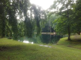 684 Jump Off Mountain Rd, Sewanee, TN 37375