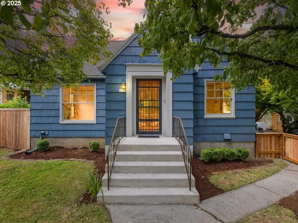 4128 SE Franklin St, Portland, OR 97222