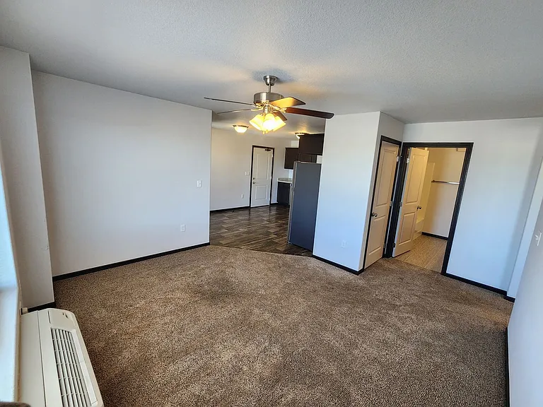 857 Tower Rd — Photo 5