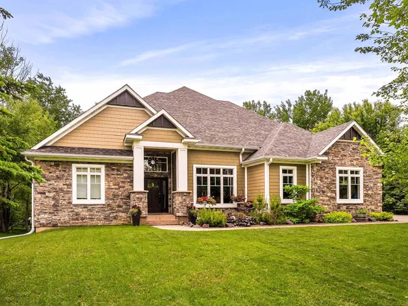 5028 White Pine St, Hermantown, MN 55811