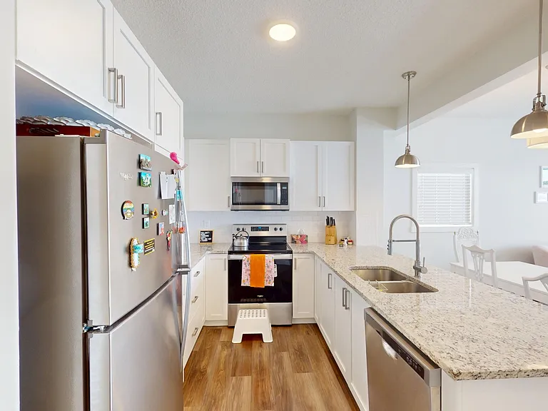50 Walden Ln SE — Photo 1