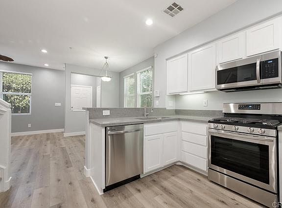 2nd image of 4300 Newton Ave Unit 1-48