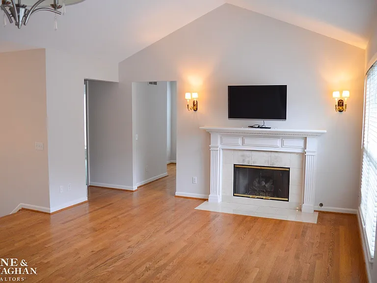 860 Neff Rd — Photo 20