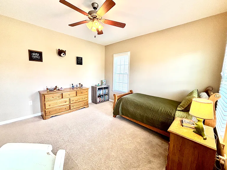 1901 Forest Ln — Photo 46