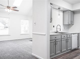 102 Deep Creek Rd #A, Newport News, VA 23606