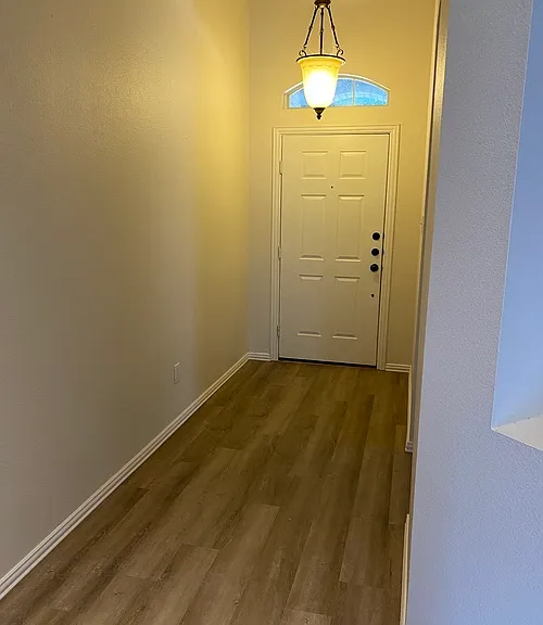 5205 Crossvine Ln — Photo 2