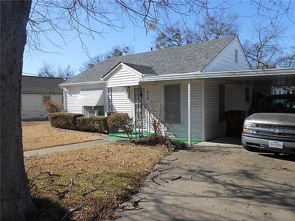 2nd image of 419 Jackson St