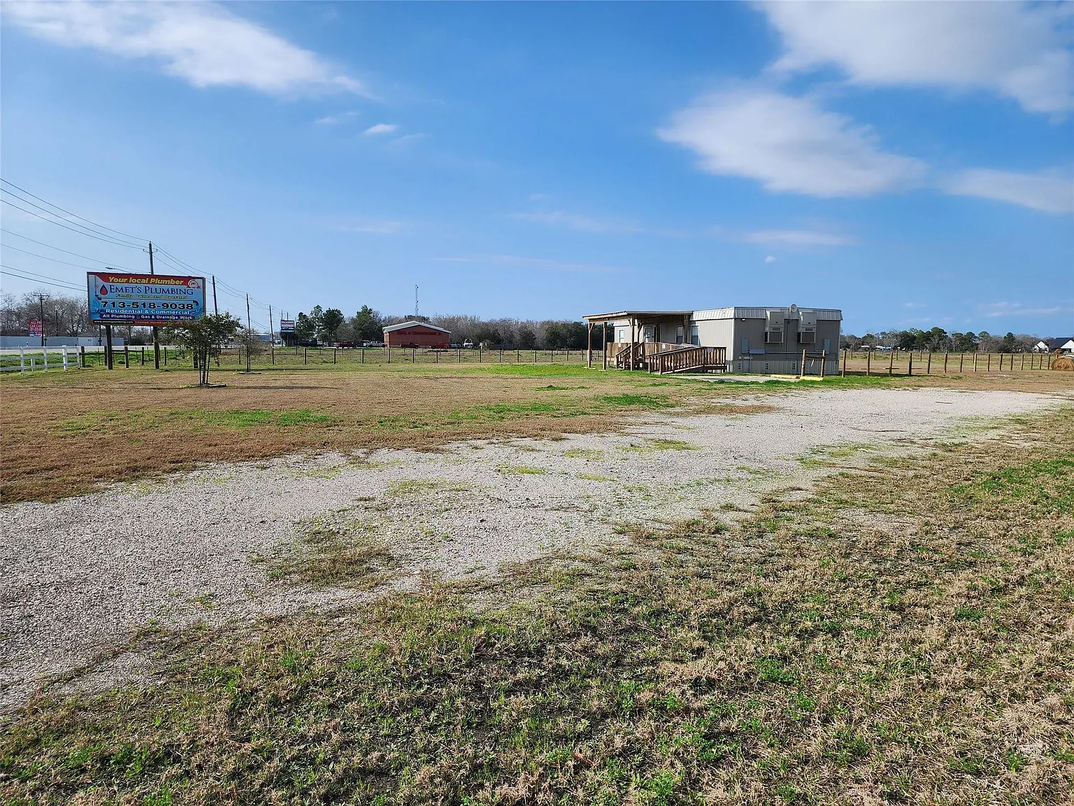 2 bed, 1.0 bath, $3,200 — Photo 2