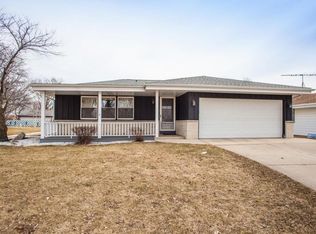 5366 S 8th St, Milwaukee, WI 53221