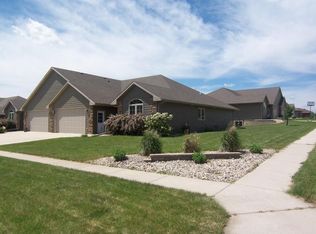 1102 Copper Mountain Rd, Brookings, SD 57006