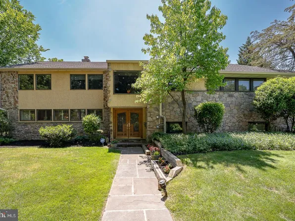 1436 Hillside Rd, Wynnewood, PA 19096