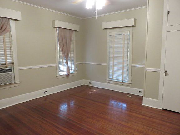 4th image of 1404 N Wheeler St