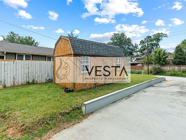 535 Fairview Rd — Photo 24