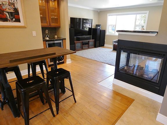 5th image of 213 Coulson Ave