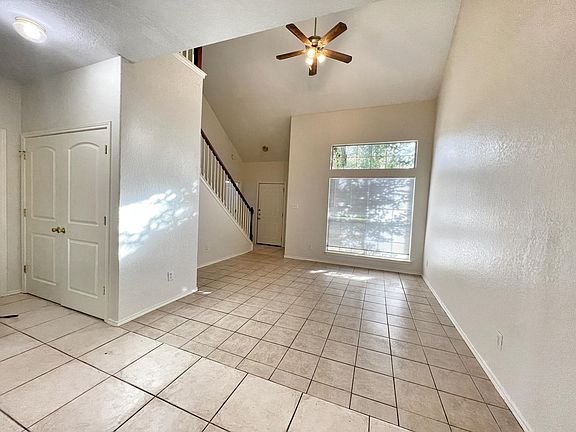 5th image of 118 Aransas Pass
