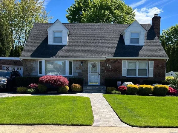 3475 Surele Road, Wantagh, NY 11793
