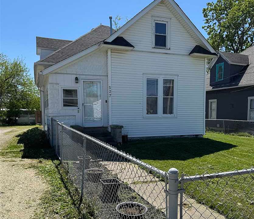 1st image of 527 NW L St