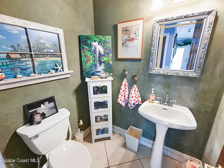2230 Sykes Creek Dr — Photo 13