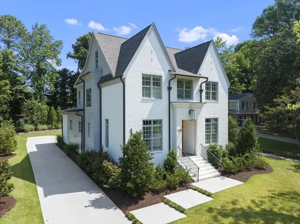 708 Coventry Ct, Raleigh, NC 27609