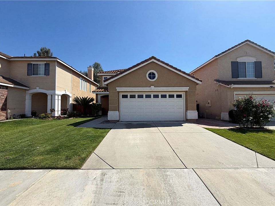 1st image of 4261 Foxrun Dr