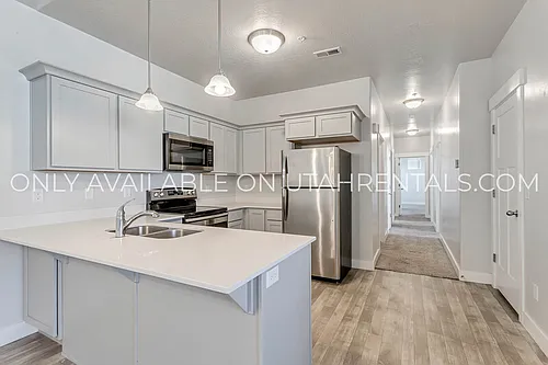627 N Sun Peak Dr Photo 1