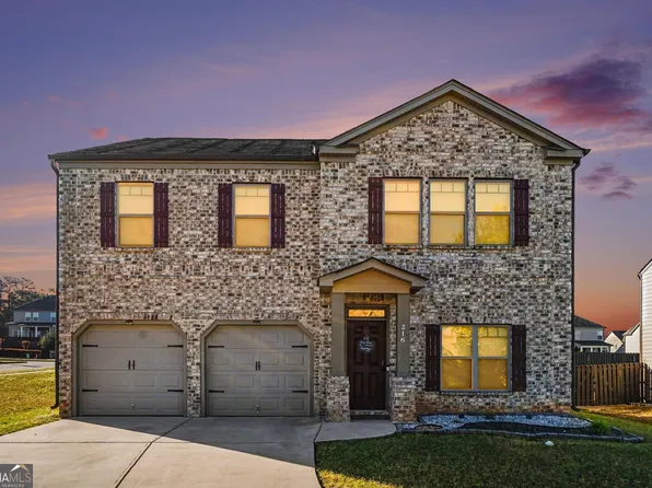 216 Loganview Dr, Loganville, GA 30052