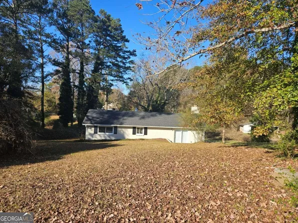 90 Skyline Dr, Hampton, GA 30228