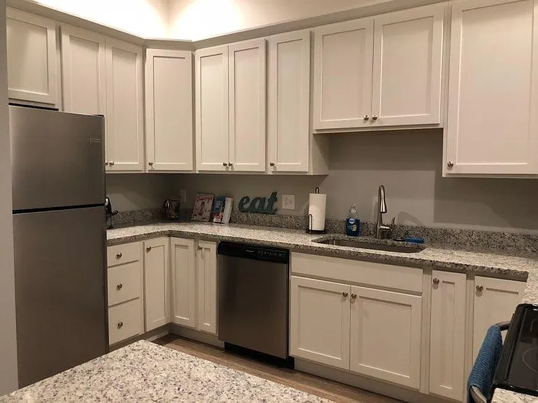 1224 Huron Rd E #3 — Photo 19