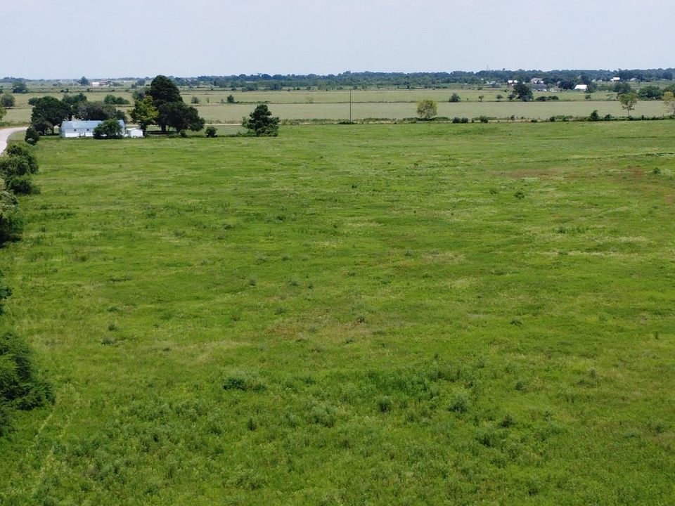 1st image of 11921 Schmidt Rd