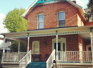 228 E Lake St, South Lyon, MI 48178