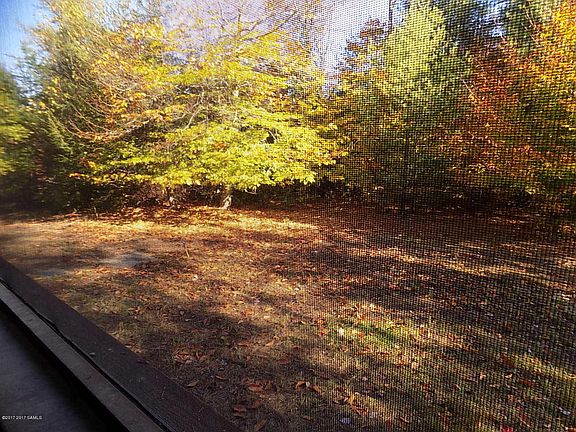 4th image of 38 Schaffer Brook Ln