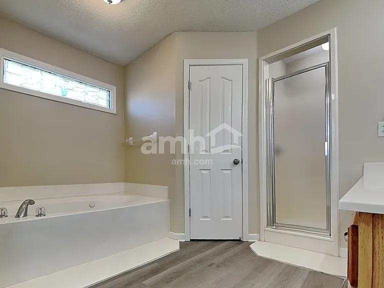 13148 Braybourne Pkwy — Photo 11