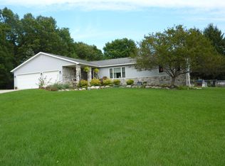 810 Bradford Dr, Belding, MI 48809