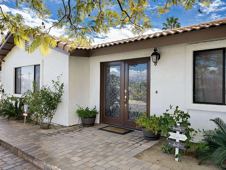 54025 Avenida Alvarado — Photo 39