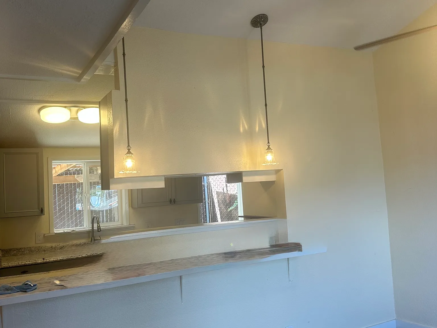 1 bed, 750 sqft, $2,325 — Photo 2