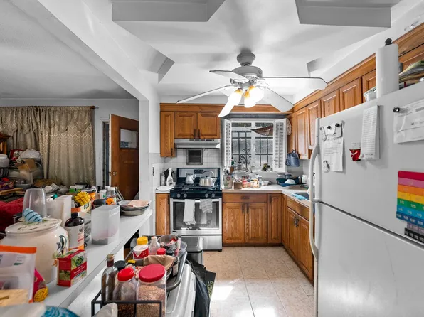 2026 Kennedy Boulevard image 8 of 13