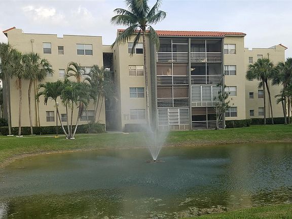 2nd image of 1810 N Lauderdale Avenue #2308