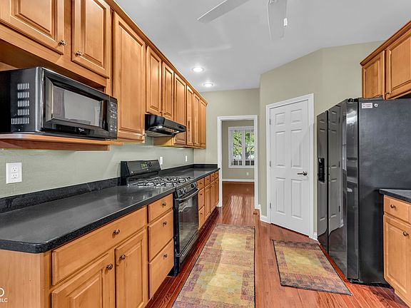 5th image of 2411 N Talbott St