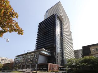 101 Erskine Ave #523, Toronto, ON M4P 0C5
