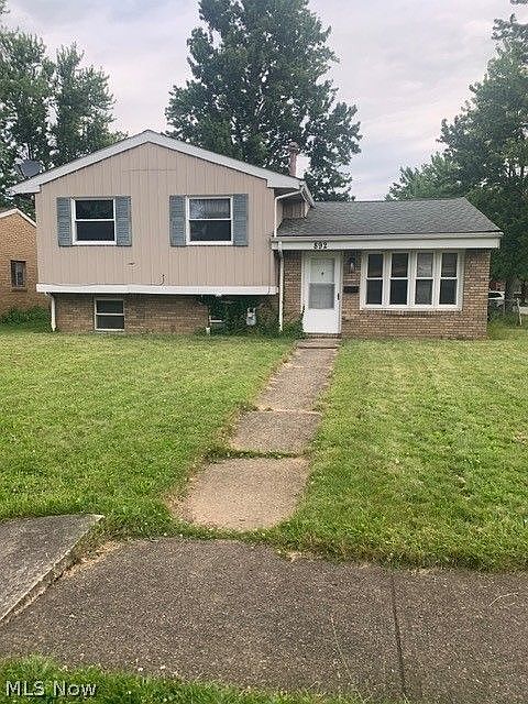 1st image of 892 Wilder Ave