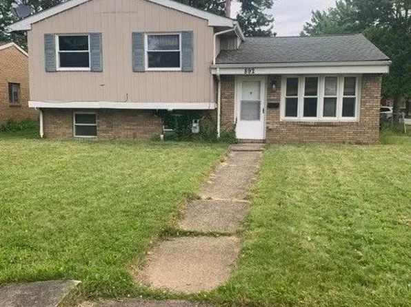 892 Wilder Ave, Elyria, OH 44035