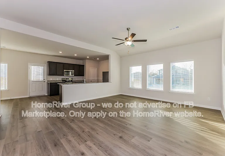 6569 Crosswood Ln — Photo 2