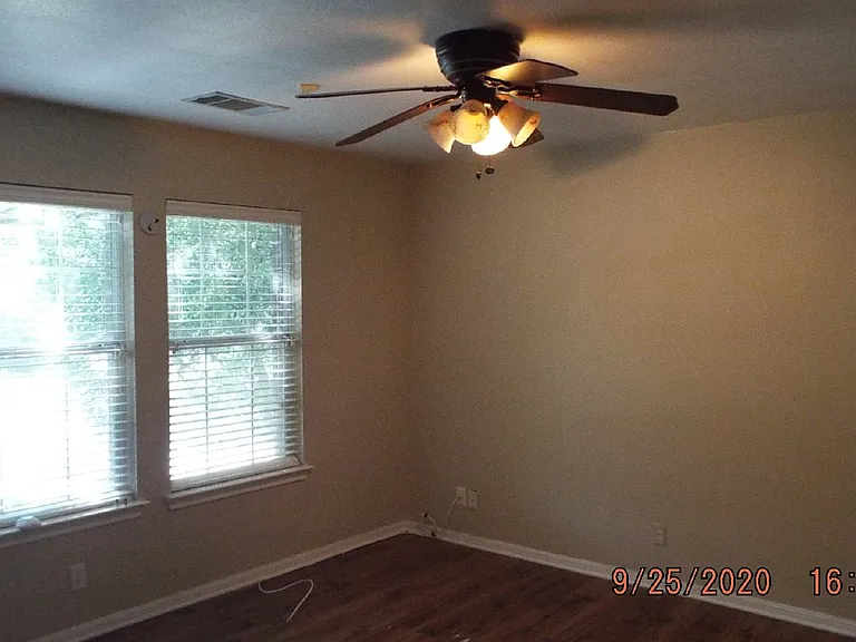 204 Cinnabar Trl — Photo 7