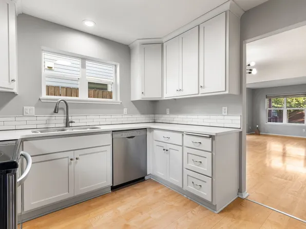 7 NE Morris St, Portland, OR 97212