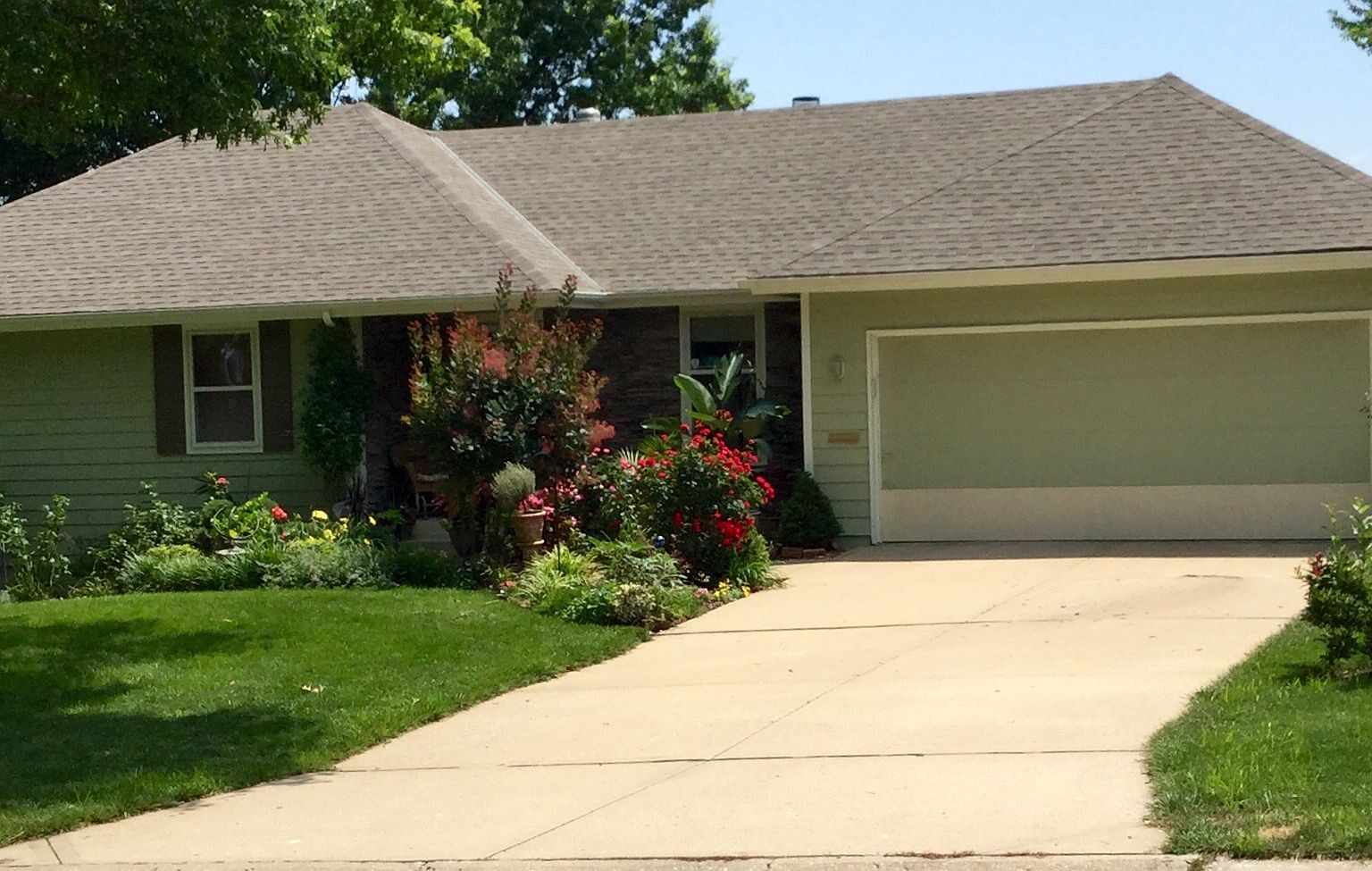 9817 Foster St, Overland Park, KS 66212 Zillow