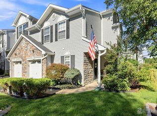 17 Hanna Ln, Laurence Harbor, NJ 08879