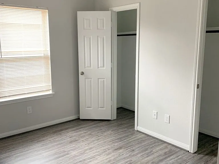 7801 Angus St — Photo 8