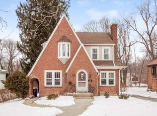 176 Springfield St, Springfield, MA 01107