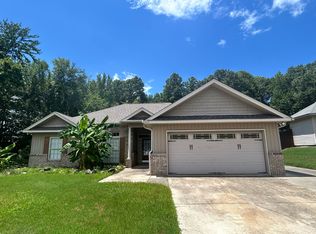 4031 Somerset Ct, Auburn, AL 36832