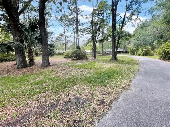 3420 Trout St, Brunswick, GA 31520